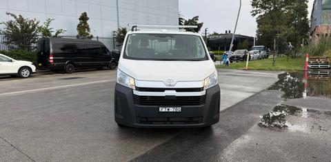 Toyota HIACE 2025