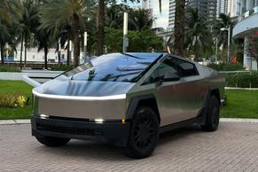 Tesla Cybertruck 2024 em Miami