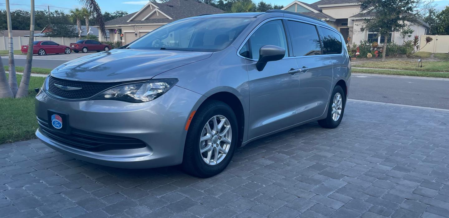 Chrysler Voyager 2020 rental in Palmetto, FL by Din K. Turo