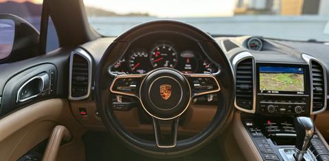 Porsche Cayenne 2016
