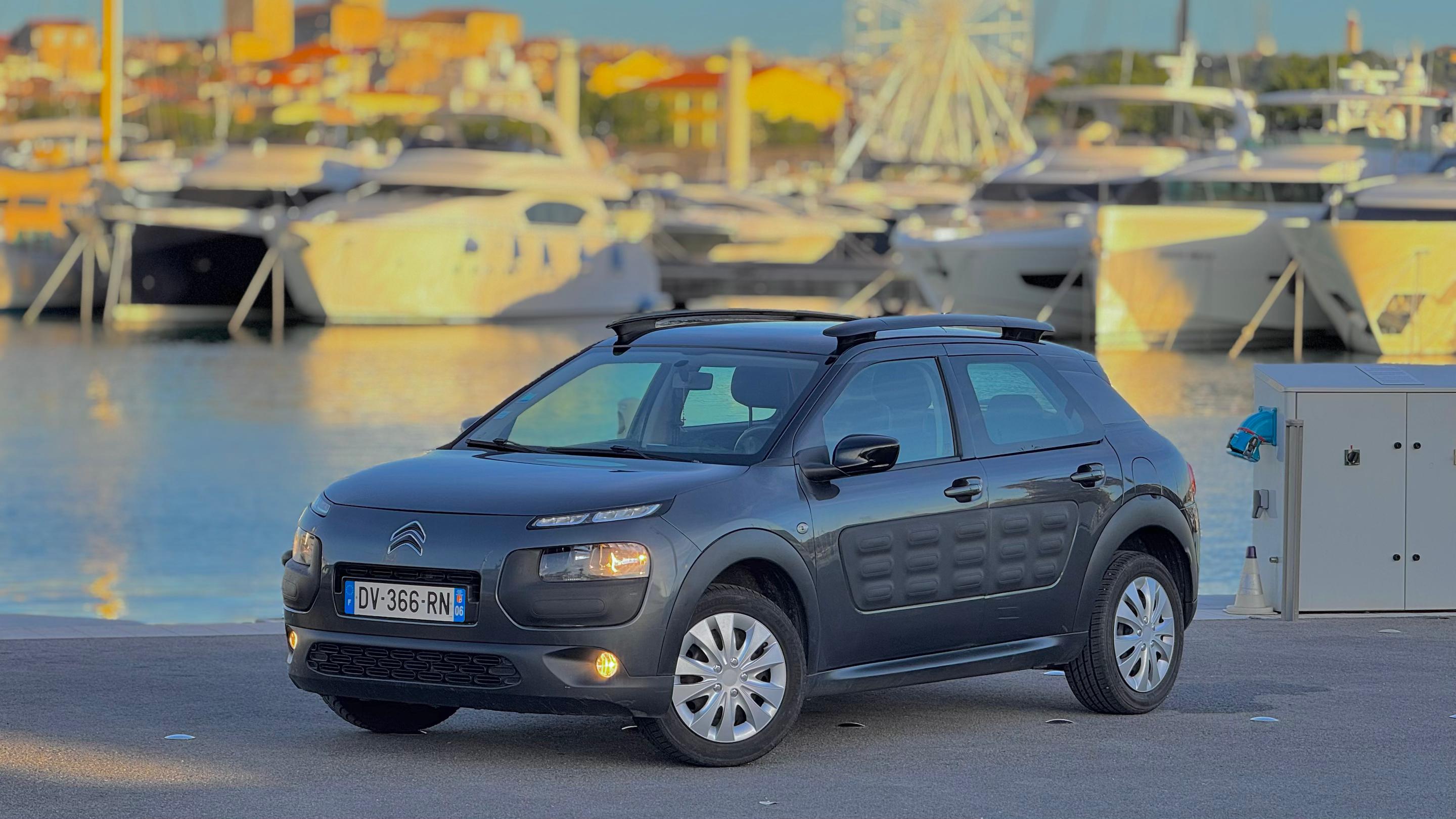 Citroen C4 CACTUS 2015 à Antibes