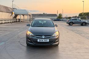 Vauxhall Astra 2014 in London