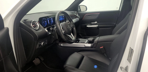 Mercedes-Benz GLB-Class 2021