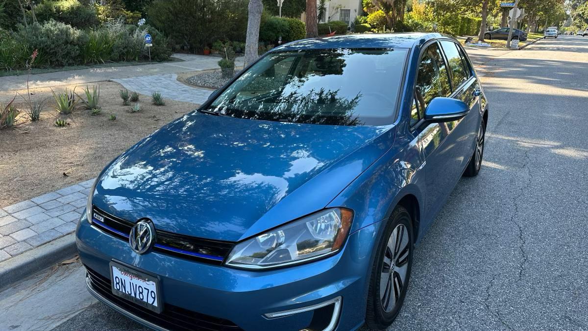 Volkswagen e-Golf 2016 in 