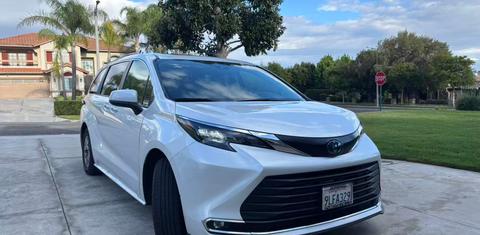 Toyota Sienna 2024
