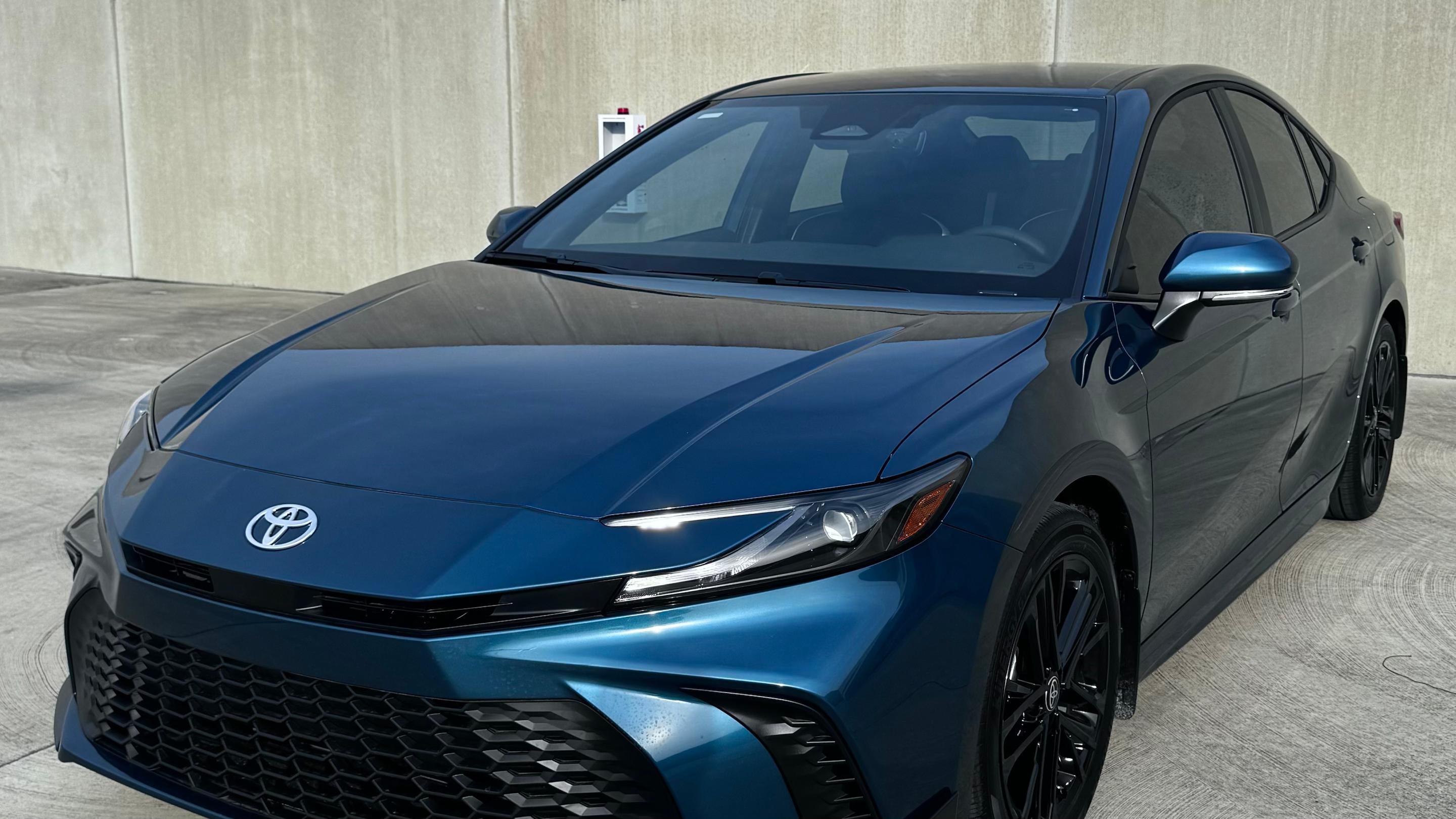 Toyota Camry Hybrid 2025 in 