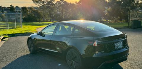Tesla MODEL 3 2024