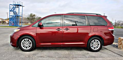 Toyota Sienna 2014