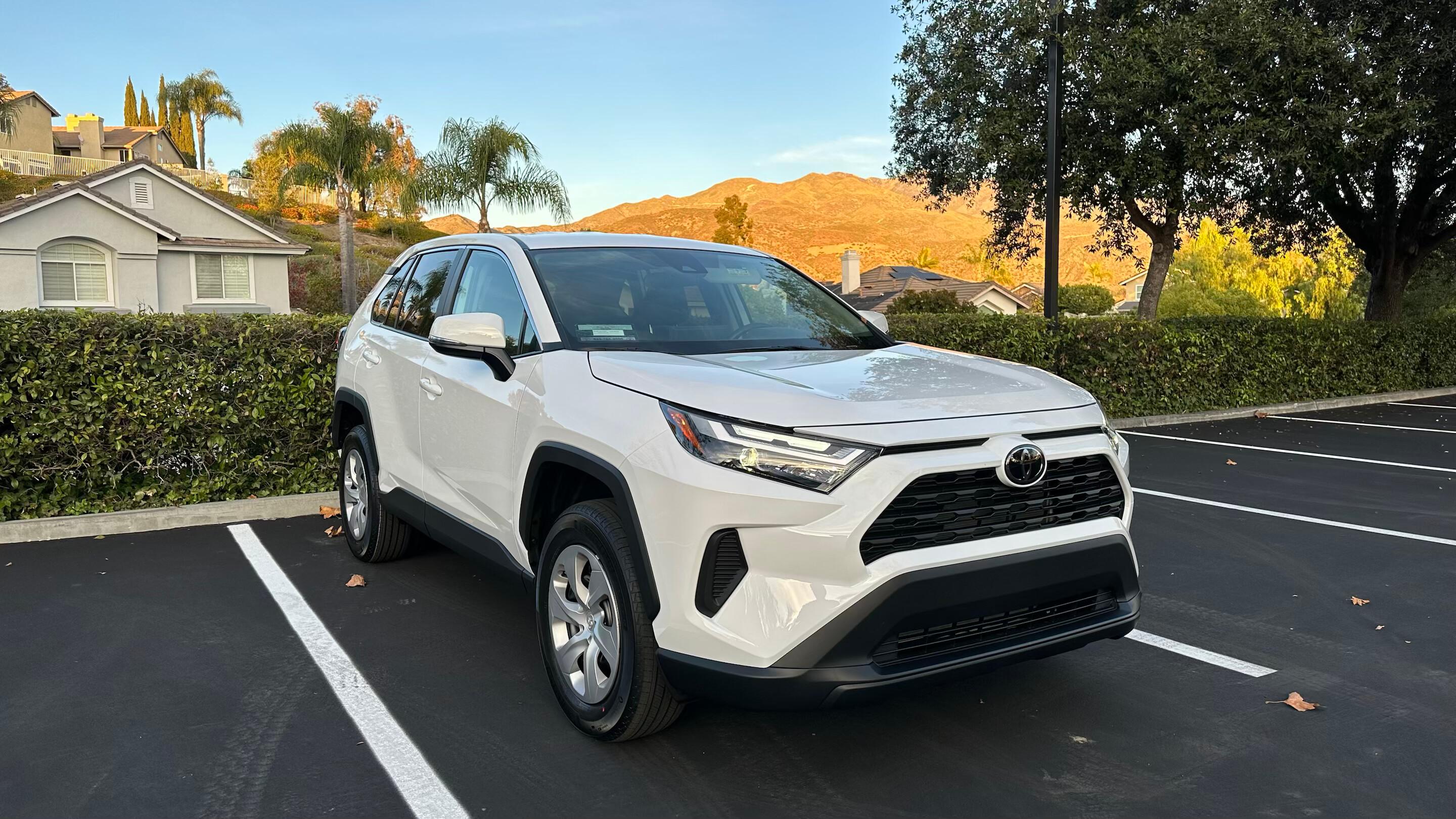 Toyota RAV4 2025 in Lake Forest, CA