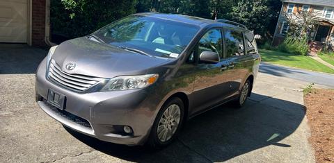 Toyota Sienna 2015