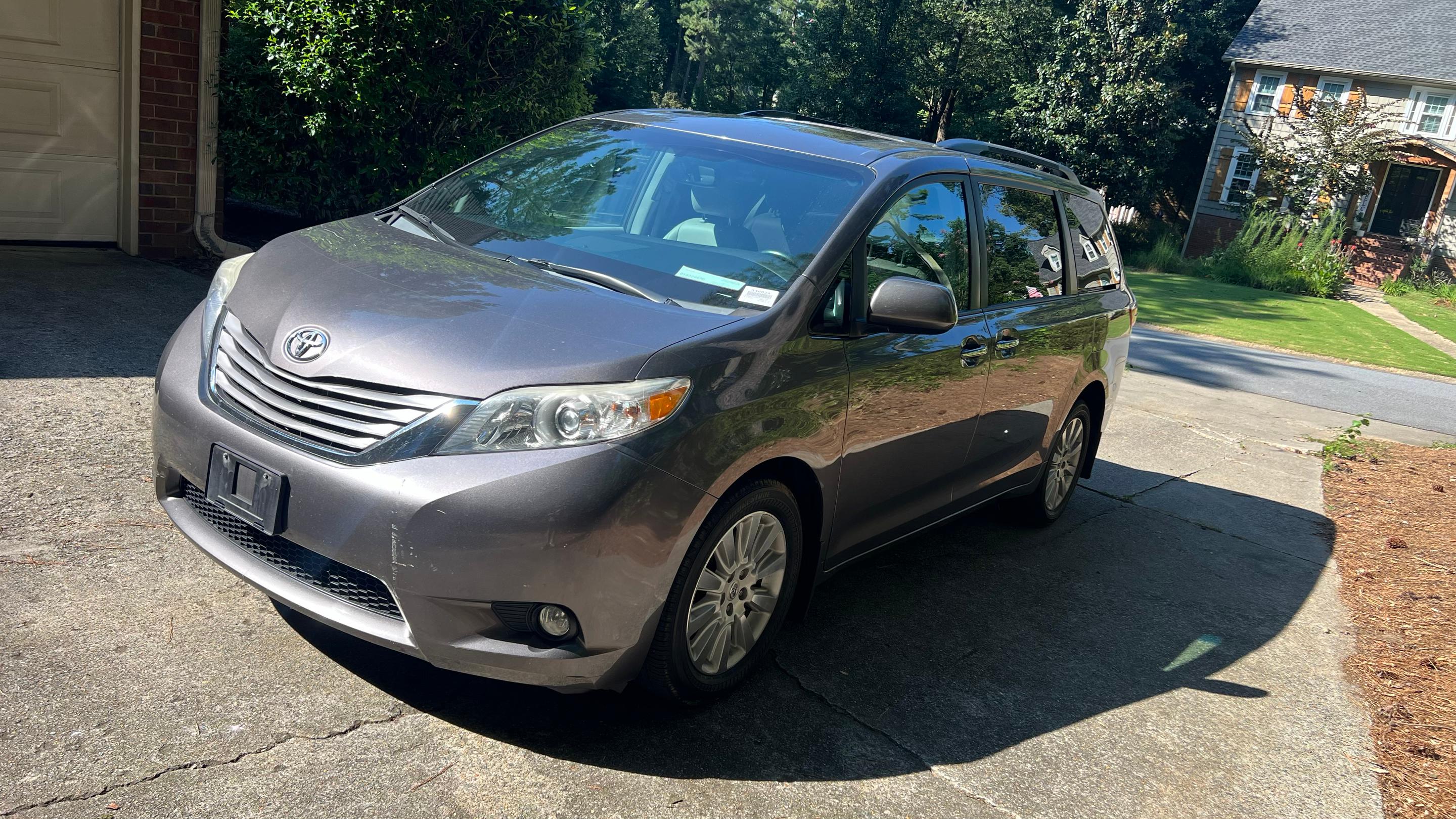 Toyota Sienna 2015 in Kennesaw, GA