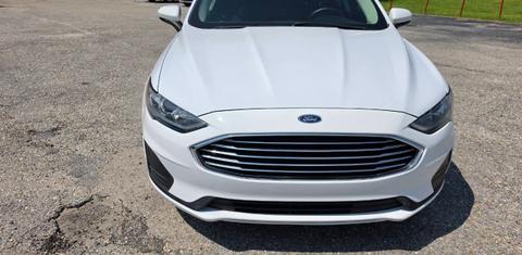 Ford Fusion Hybrid 2020