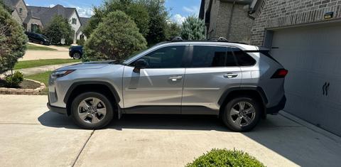 Toyota RAV4 Hybrid 2024