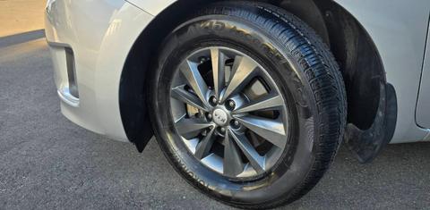 Kia Sedona 2016