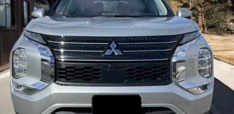 Mitsubishi Outlander 2023