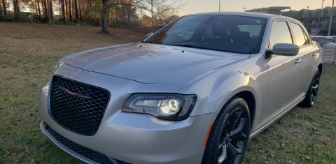 Chrysler 300 2023