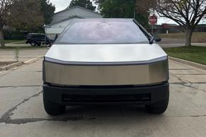 Tesla Cybertruck 2026 in Aurora