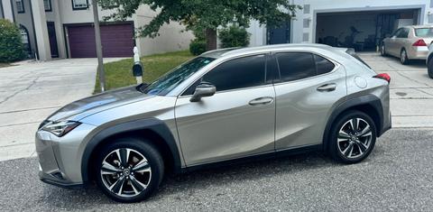 Lexus UX 2022