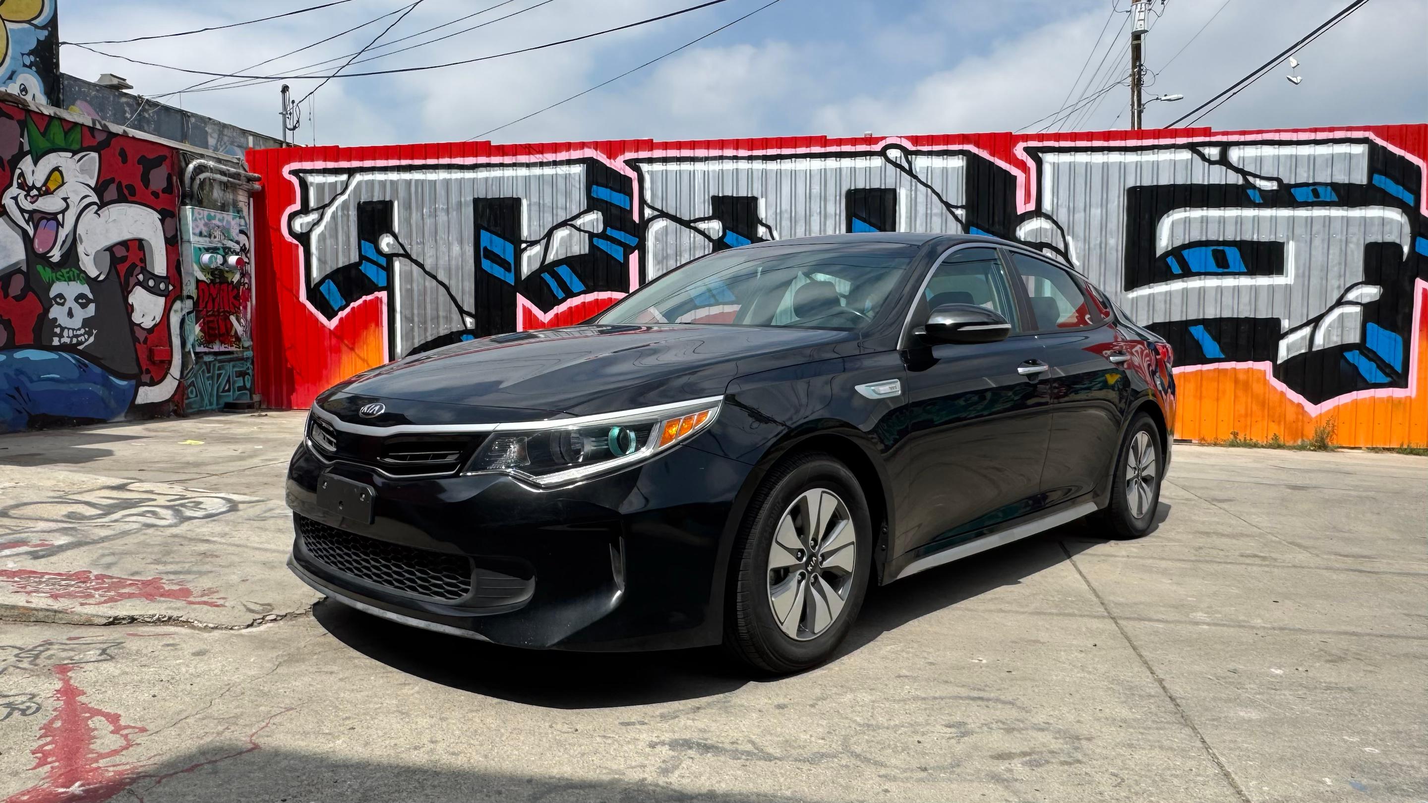 Kia Optima Hybrid 2017 in Los Angeles, CA