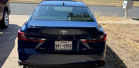 Toyota Camry Hybrid 2025