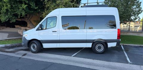 Mercedes-Benz Sprinter 2024