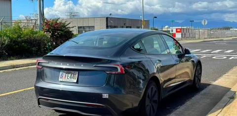 Tesla Model 3 2025