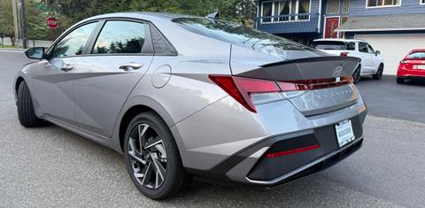 Hyundai Elantra 2025