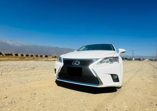 Lexus CT car