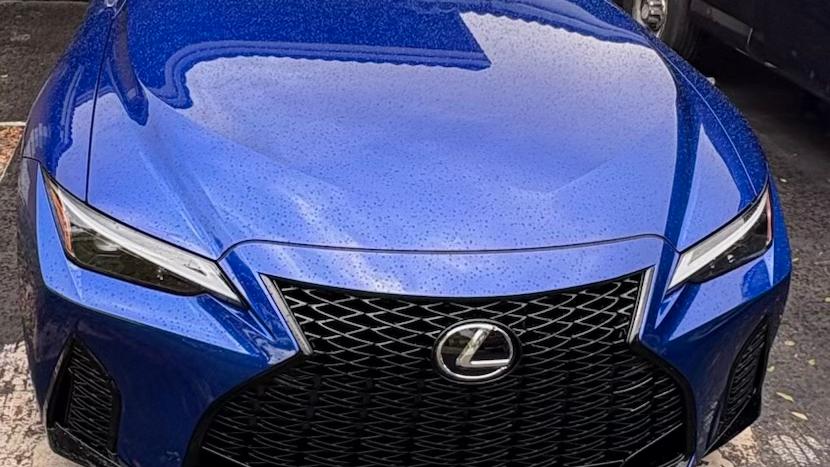Lexus IS 2025 in 