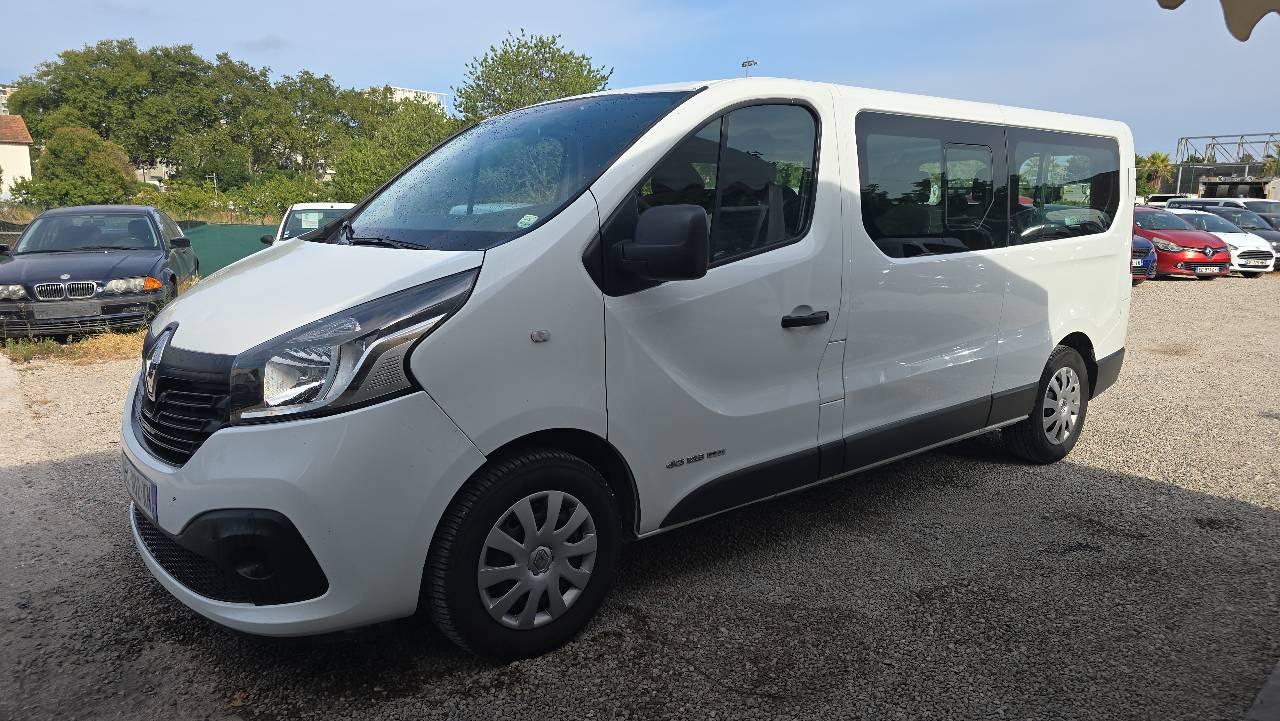 Renault TRAFIC III 2017 à Nice