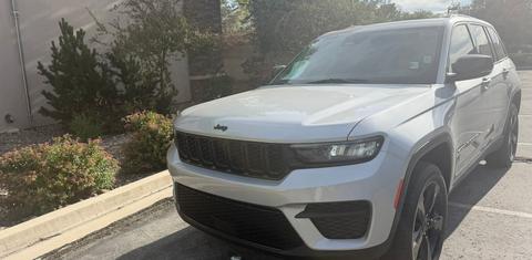 Jeep Grand Cherokee 2024