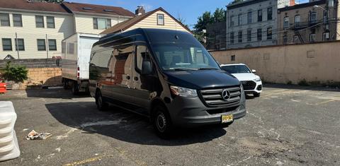 Mercedes-Benz Sprinter 2024