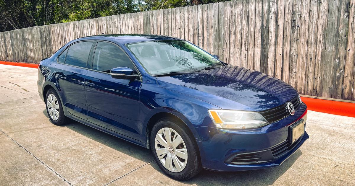 Volkswagen Jetta 2014 rental in Austin, TX by Ahmed F. Turo