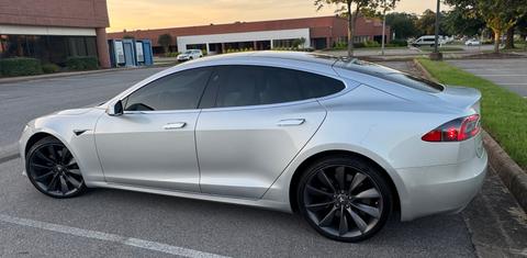 Tesla Model S 2018