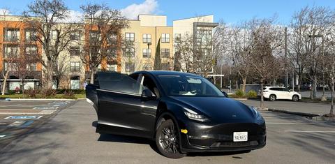 Tesla Model Y 2022