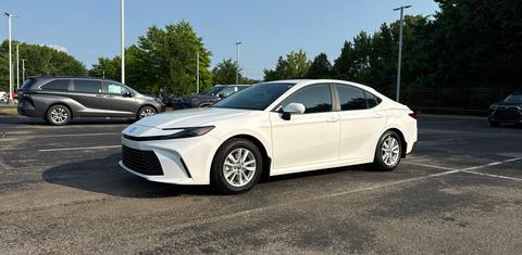 Toyota Camry Hybrid 2025