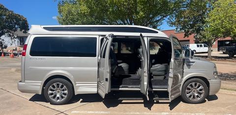 Chevrolet Express 2024