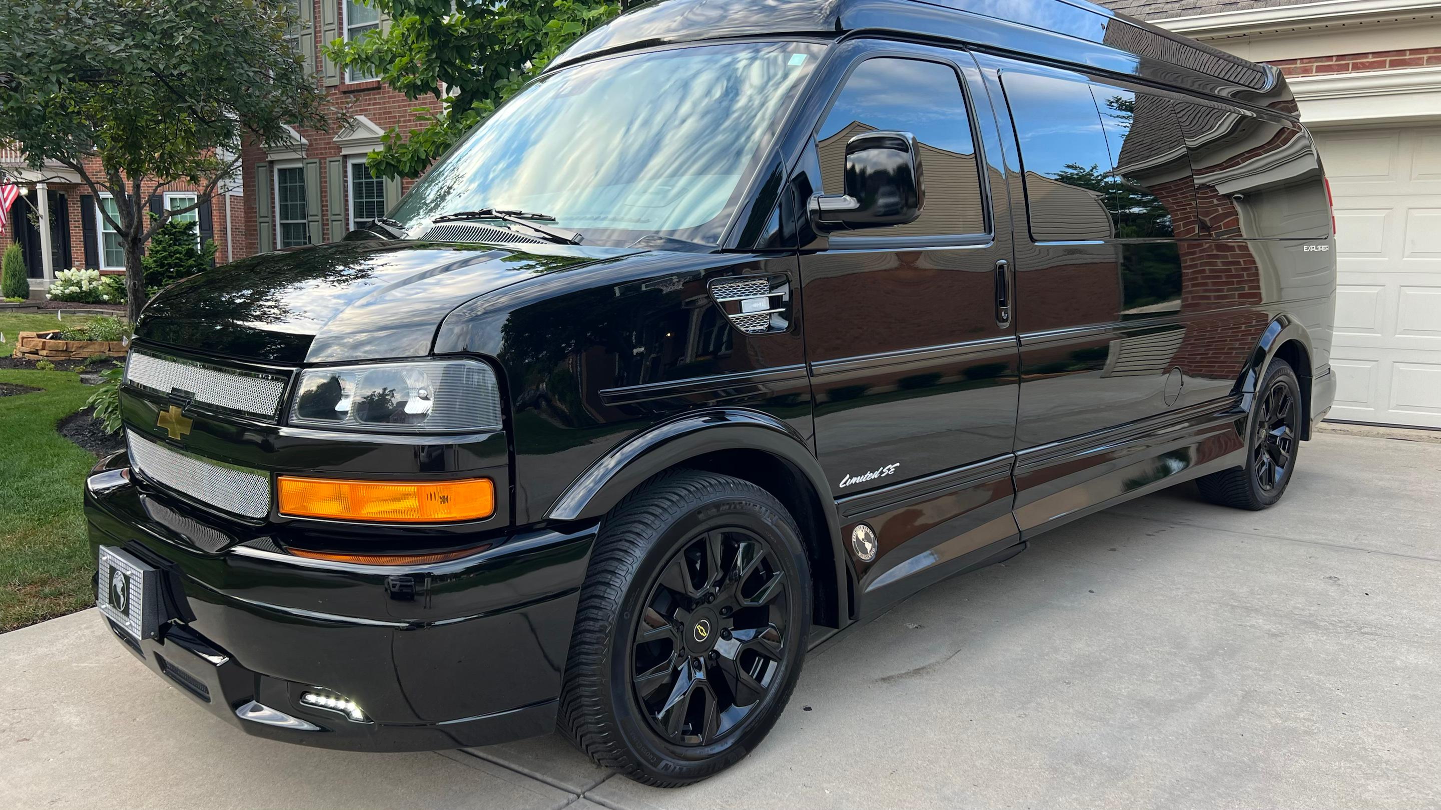 Chevrolet Express Cargo 2025 in Loveland, OH