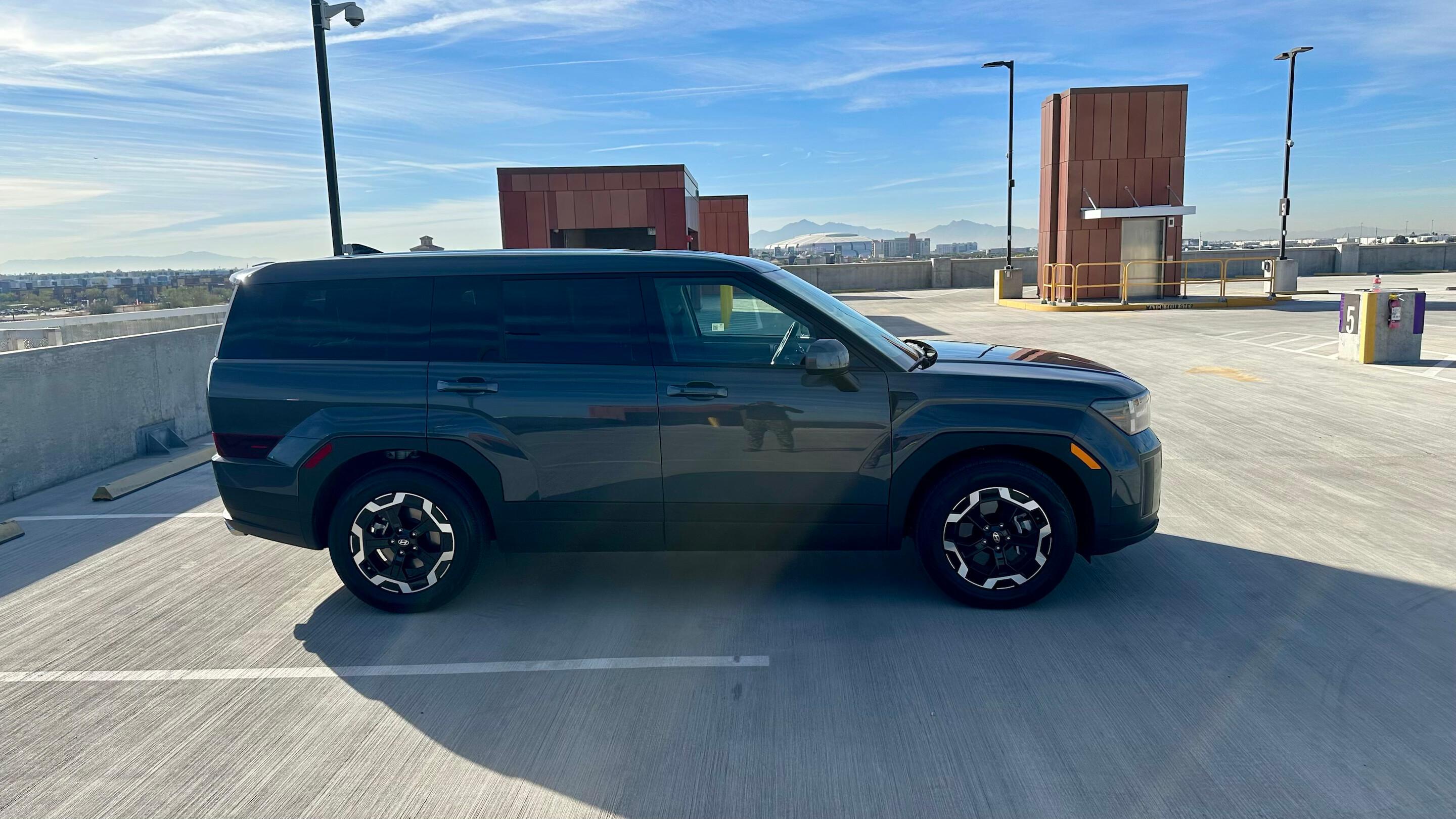 Hyundai Santa Fe 2025 in Peoria, AZ