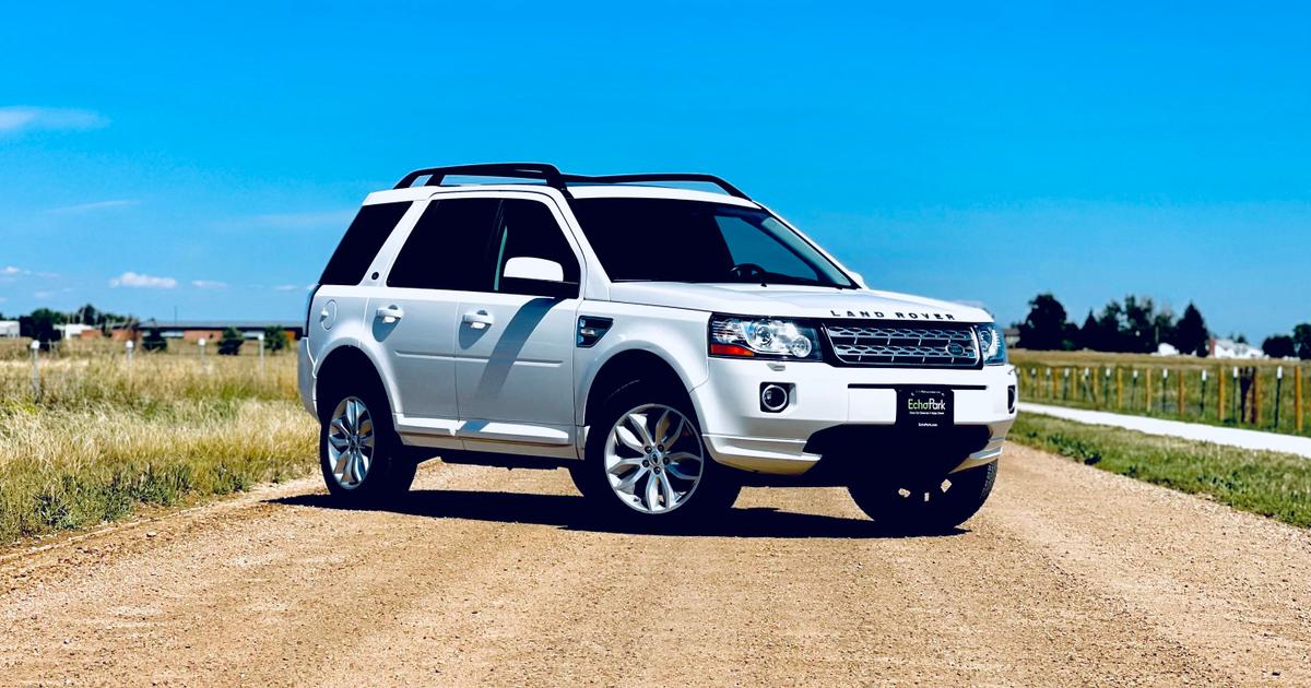 Land Rover LR2 2013 rental in Broomfield, CO by Alan P. Turo