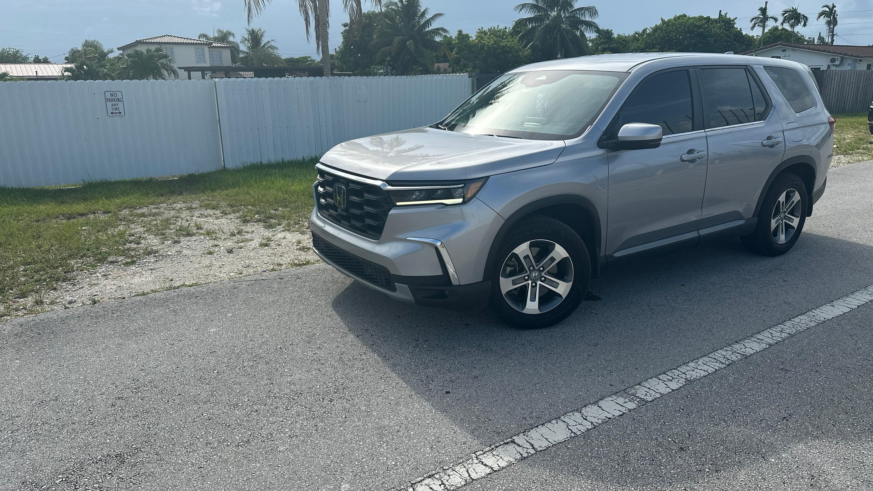 Honda Pilot 2023 in Miami, FL