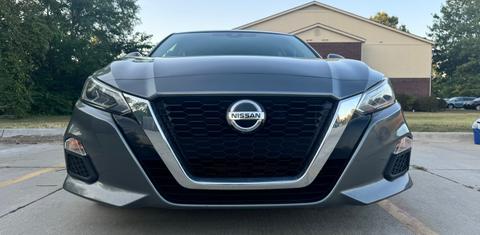 Nissan Altima 2022