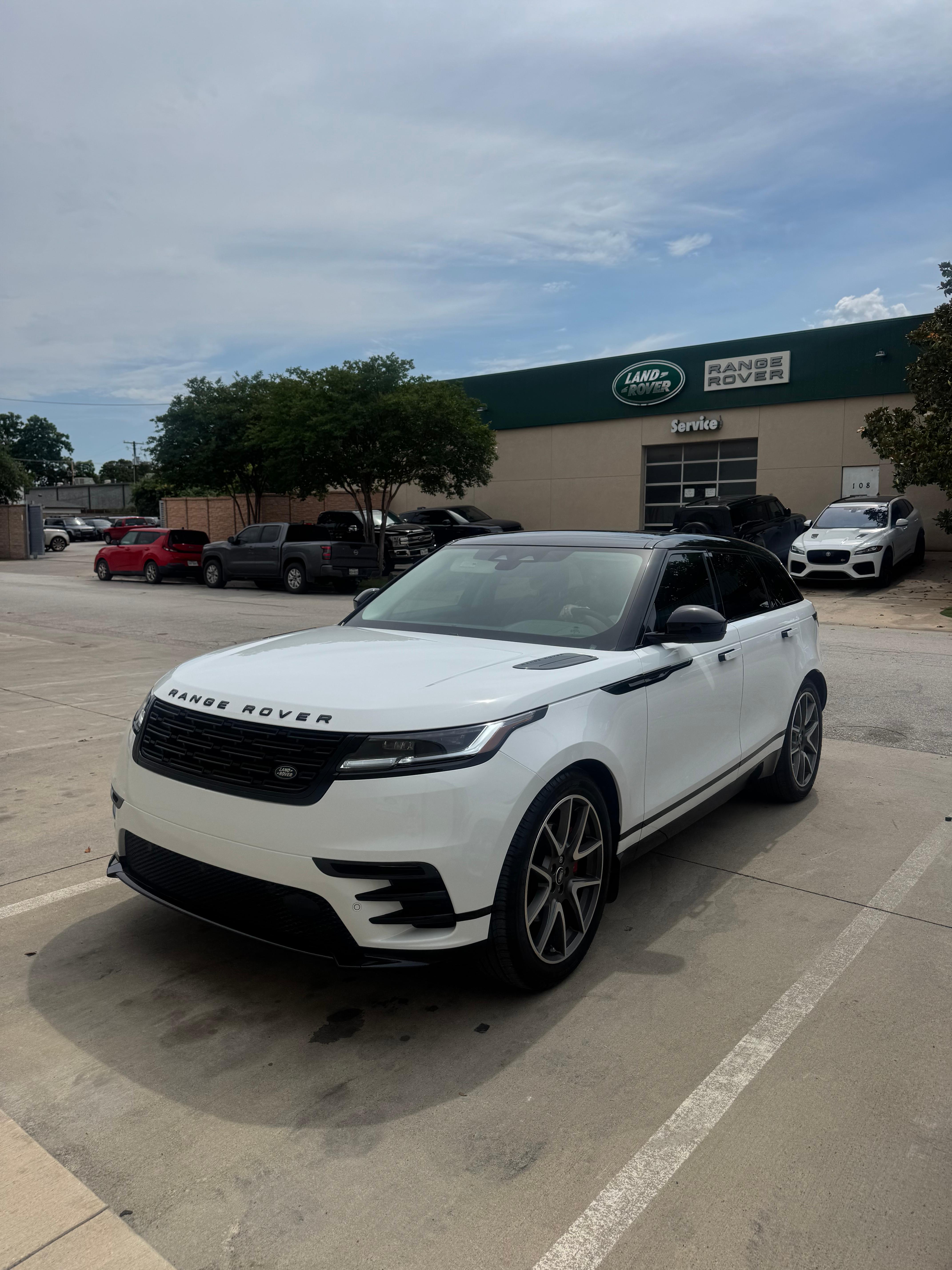 Land Rover Range Rover Velar 2025 in Stephenson, VA