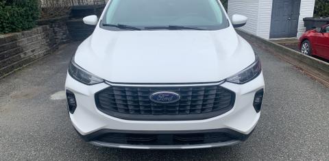 Ford Escape PHEV 2024