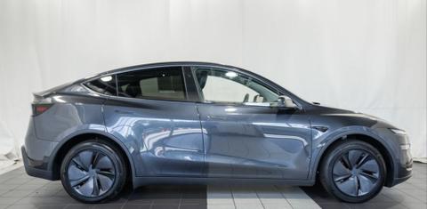 Tesla Model Y 2026