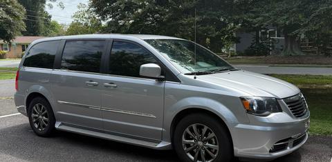 Chrysler Town & Country 2016