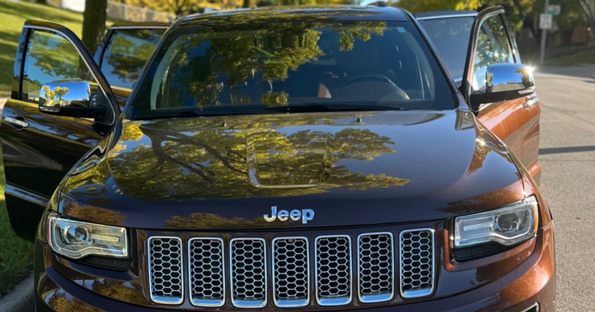 Jeep Grand Cherokee 2015 rental in Milwaukee, WI by Teanna R. Turo