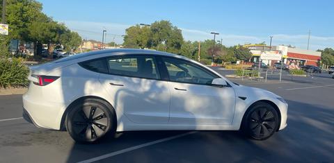 Tesla Model 3 2025