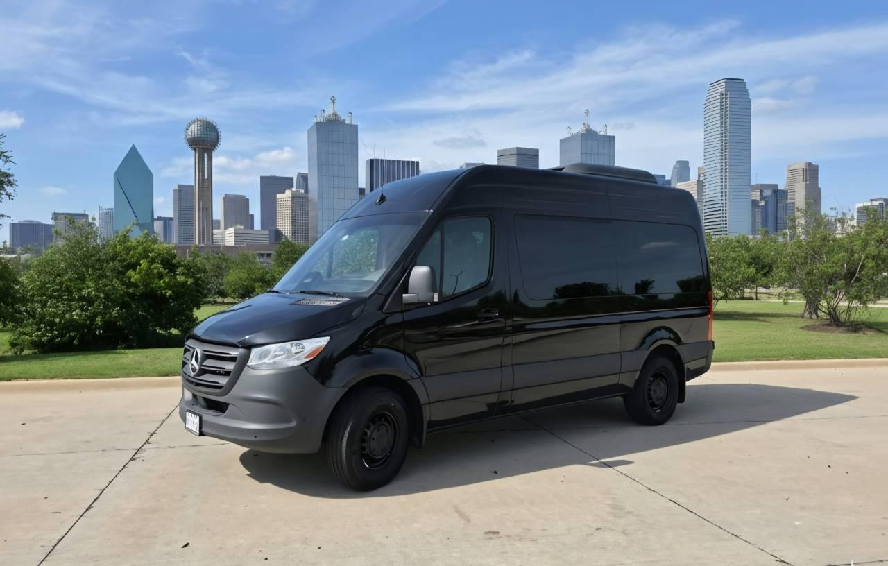 Mercedes-Benz Sprinter 2025 in Irving, TX