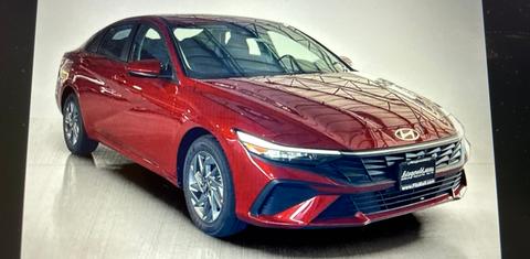 Hyundai Elantra Hybrid 2025